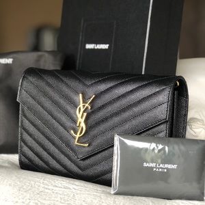 Saint Laurent Monogramme Large Grain de Poudre